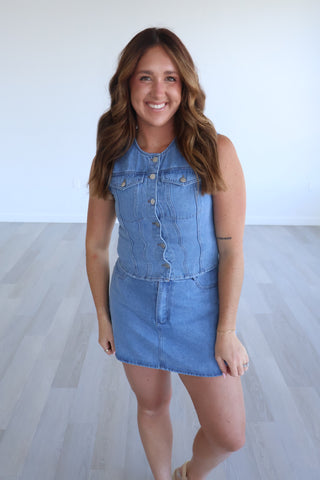 Vanessa Sleeveless Button Down