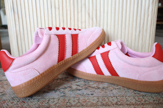 Heads Up Sneaker
