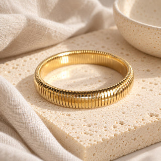 Large Ribbed Bangle