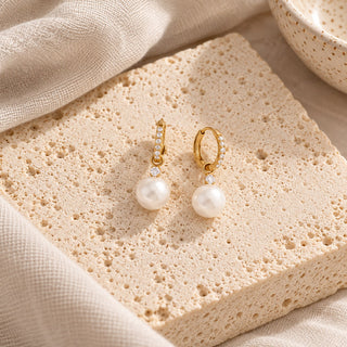 Maddie Pearl Huggie Hoops